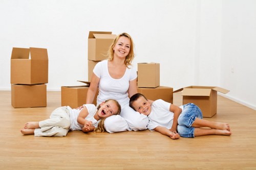 Residential and commercial moving truck support near Charing Cross